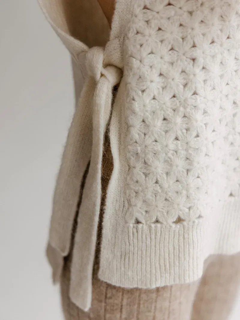 Jasmine Vest - White