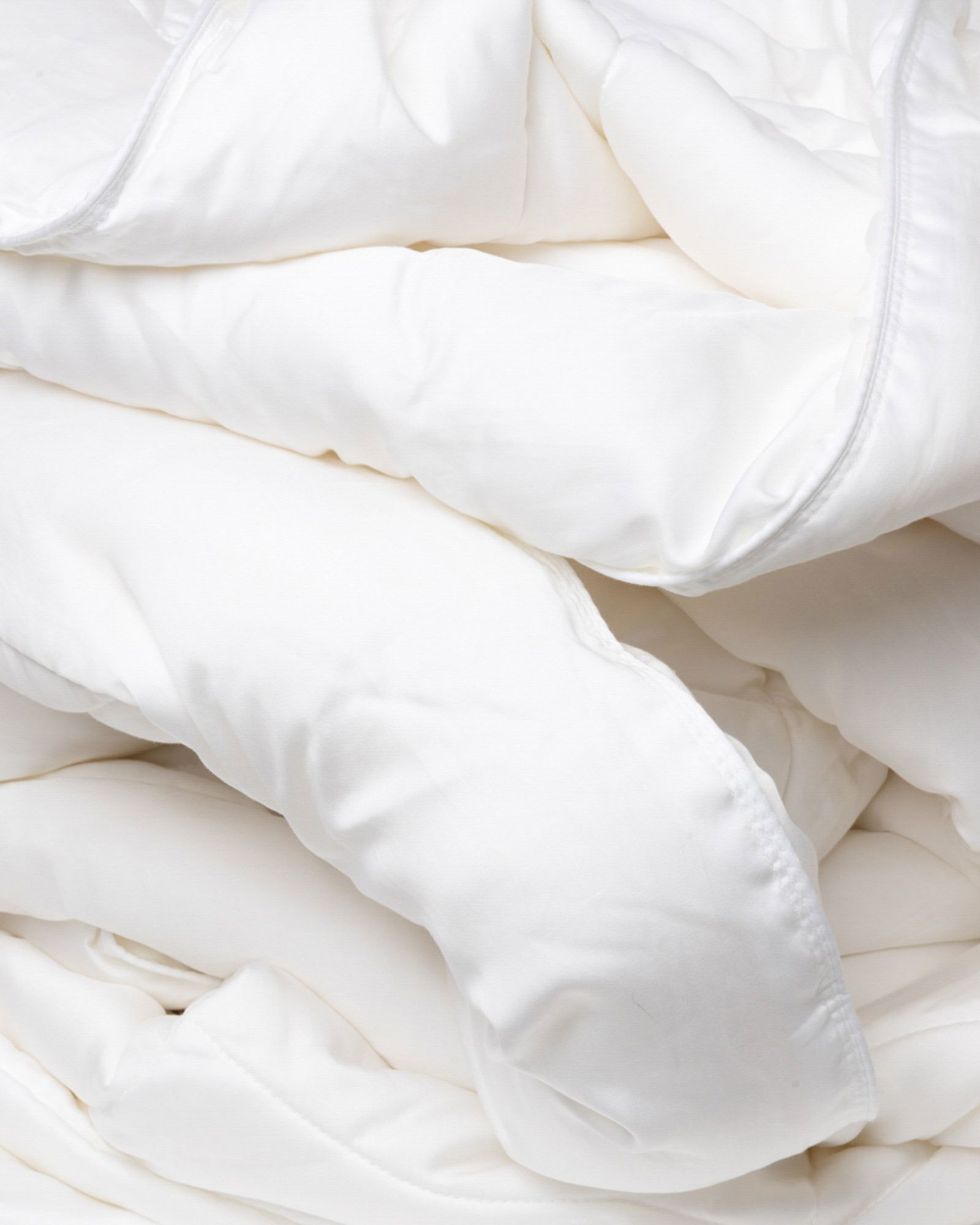 ethical-bedding-silk-bed-sheets-pillowcases