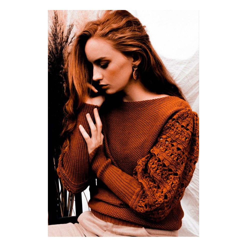 Buy Ita-Ito's Mia Sweater made in organic wool knit and the highest quality mulberry silk with handcrocheted long sleeves. Exclusive pullover for a date night. online impact store switzerland