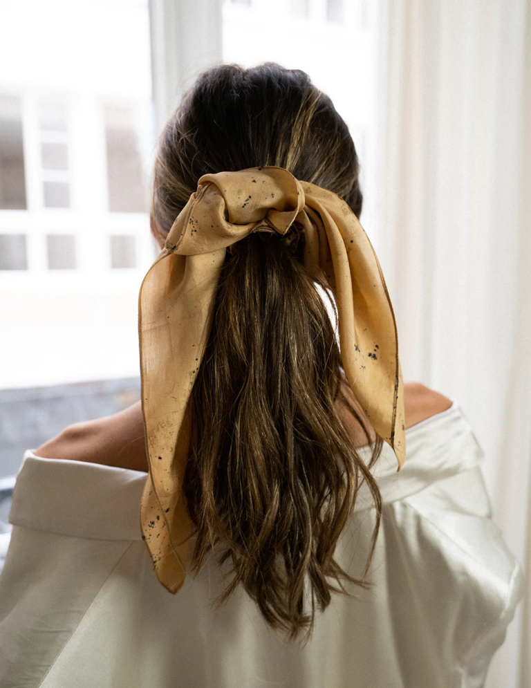 Sustainable Chouchou Ananda Organic Silk Scarf Nimboo Swiss Impact sustainable-chouchou-ananda-organic-silk-scarf-nimboo-swiss-impact