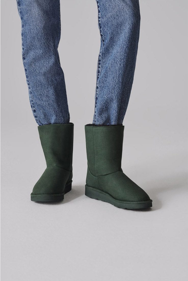 Classic Vegan Medium Green Boots 1 #color_deep-green