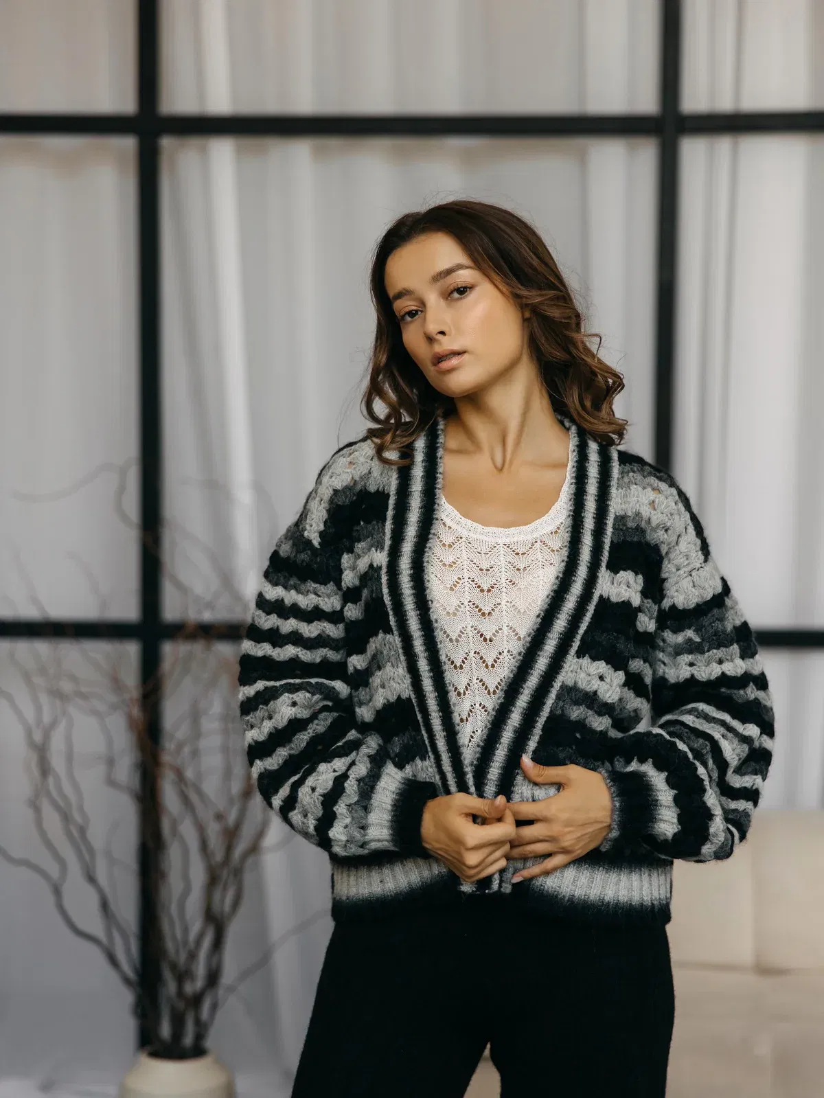 ita ito knitwear femme woman cardigan abanico baby alpaga noir black 002 1eec45a3 185e 43fc 835f 72f3bf96b48a
