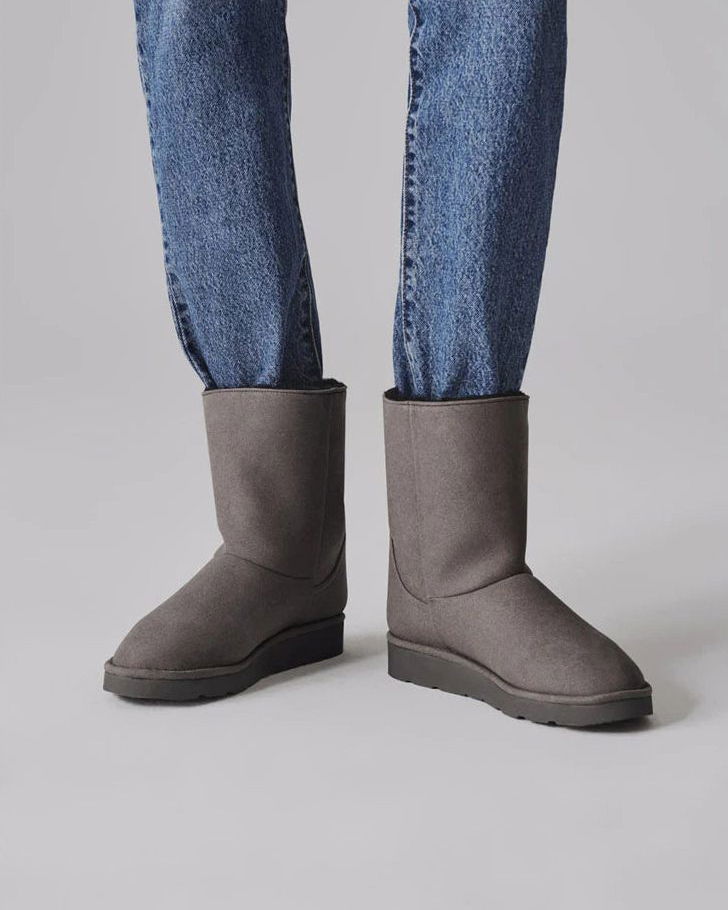 Cruelty-free grey ugg-like boots – warm and stylish