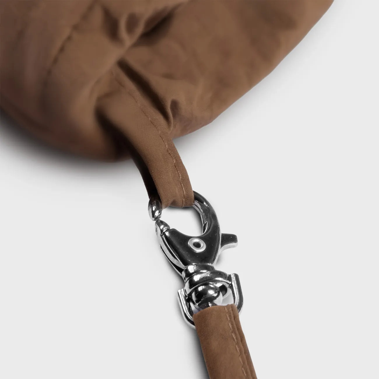 Winter Vegan Gloves Brown 2 Brown vegan winter glove made from recycled materials with silver metal clasp detail. - The New Orchard - Warm Brown