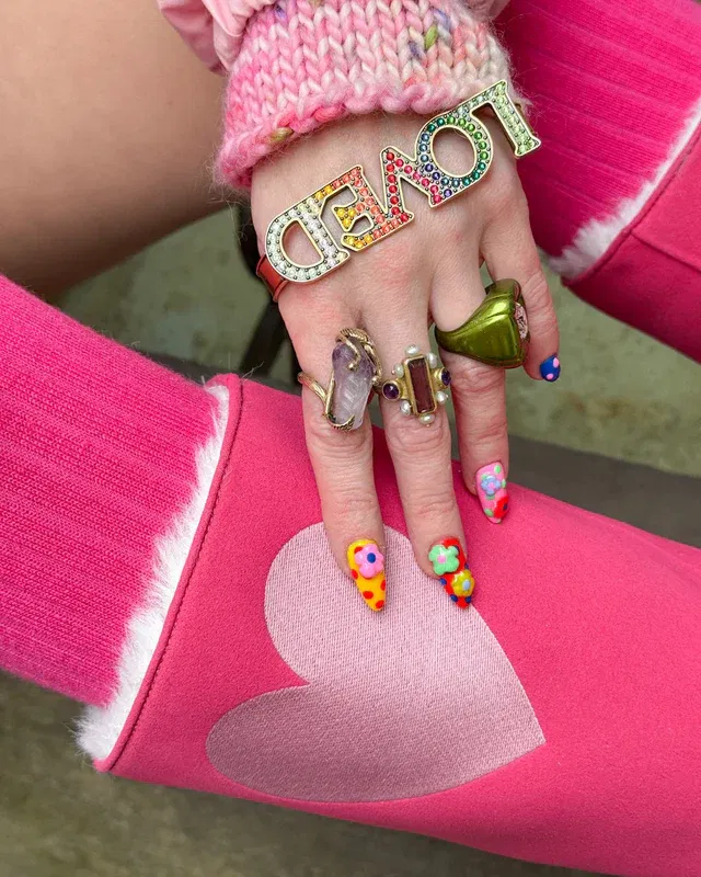 Classic Vegan Long in Love with Pink Boots (limited edition) 5 Classic Vegan Long in Love with Pink Boots (limited edition)